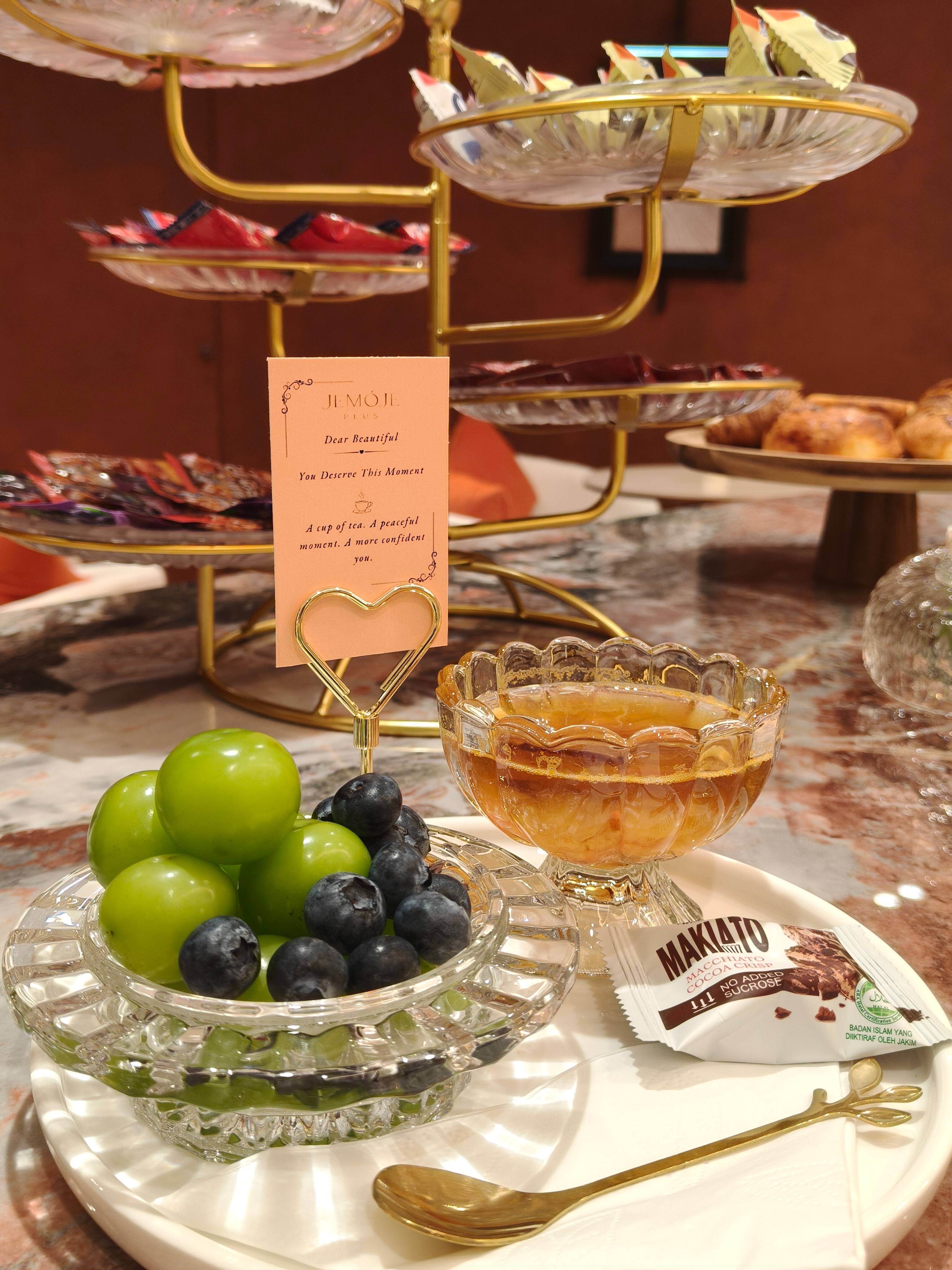Drink & Dessert at JEMOJE Plus premium service journey